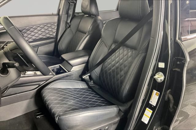 Used 2023 Mitsubishi Outlander SEL FWD image 20