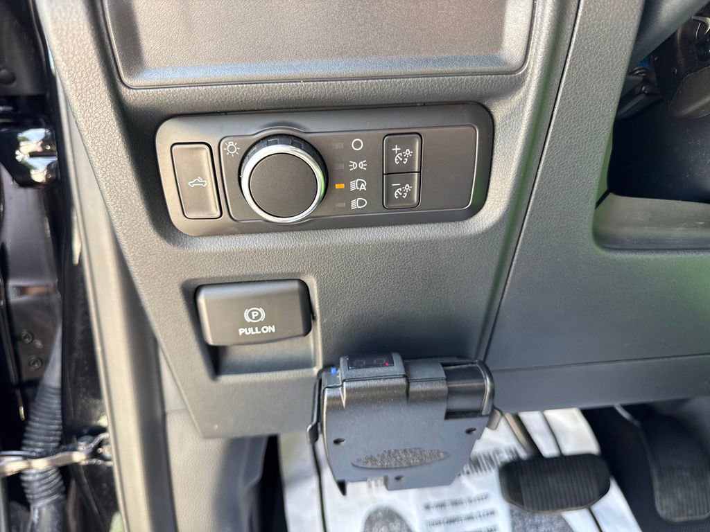 Used 2022 Ford F150 XL w/ STX Appearance Package AWD/4WD image 21
