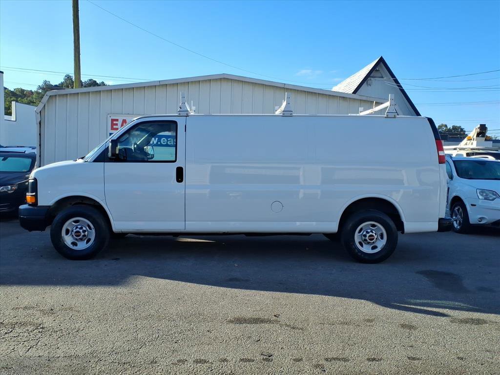 Used 2016 GMC Savana 2500 Extended image 2