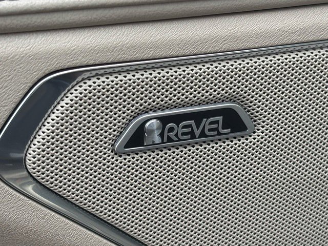 Used 2024 Lincoln Nautilus Premier w/ Equipment Group 102A image 20