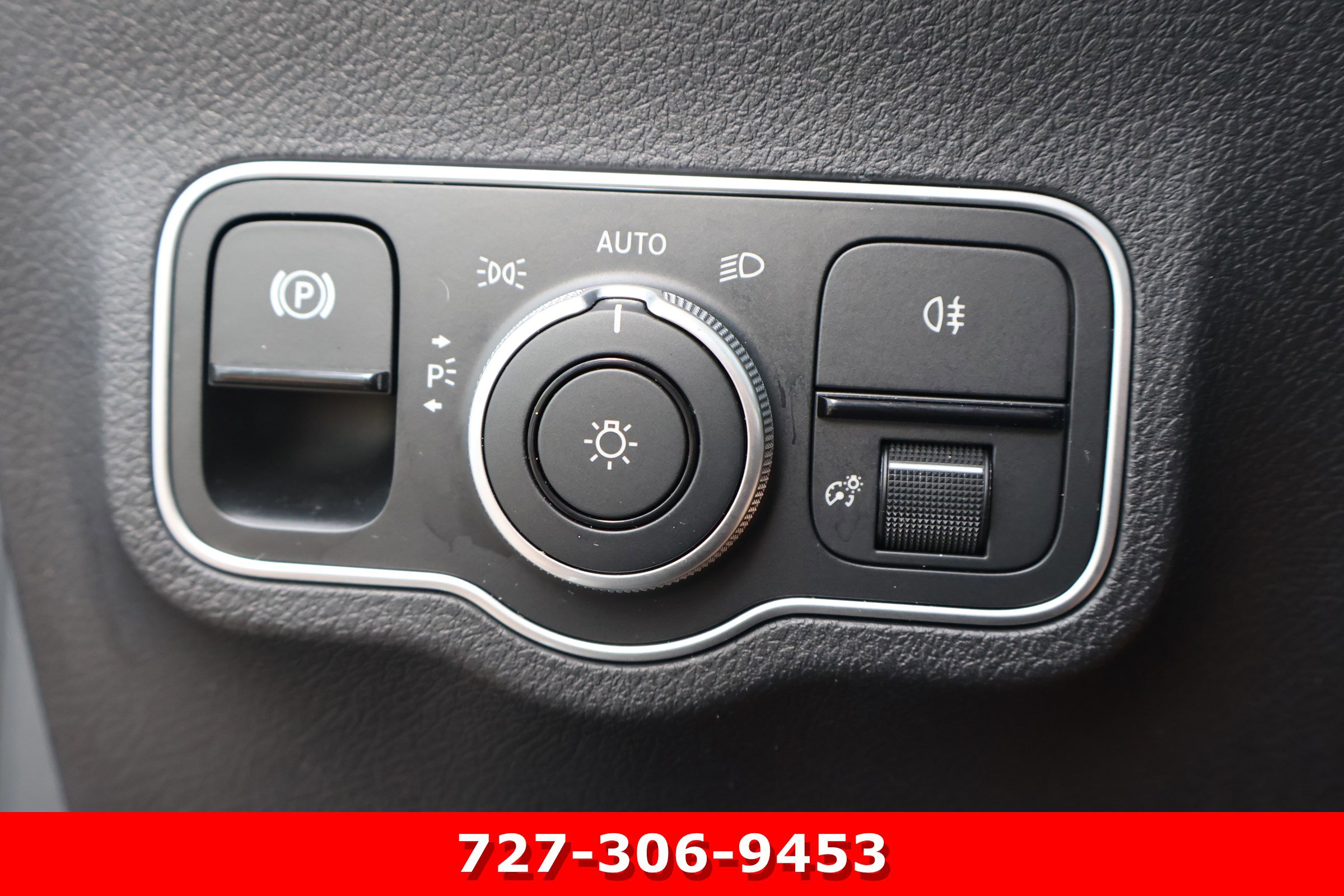 Certified 2024 Mercedes-Benz EQB 300 4MATIC image 25