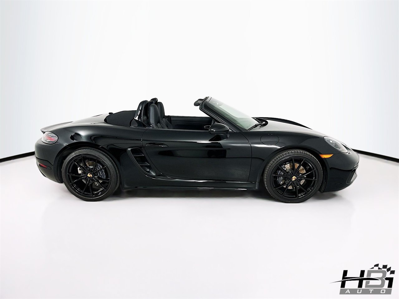 Used 2024 Porsche 718 Boxster w/ Premium Package RWD image 18