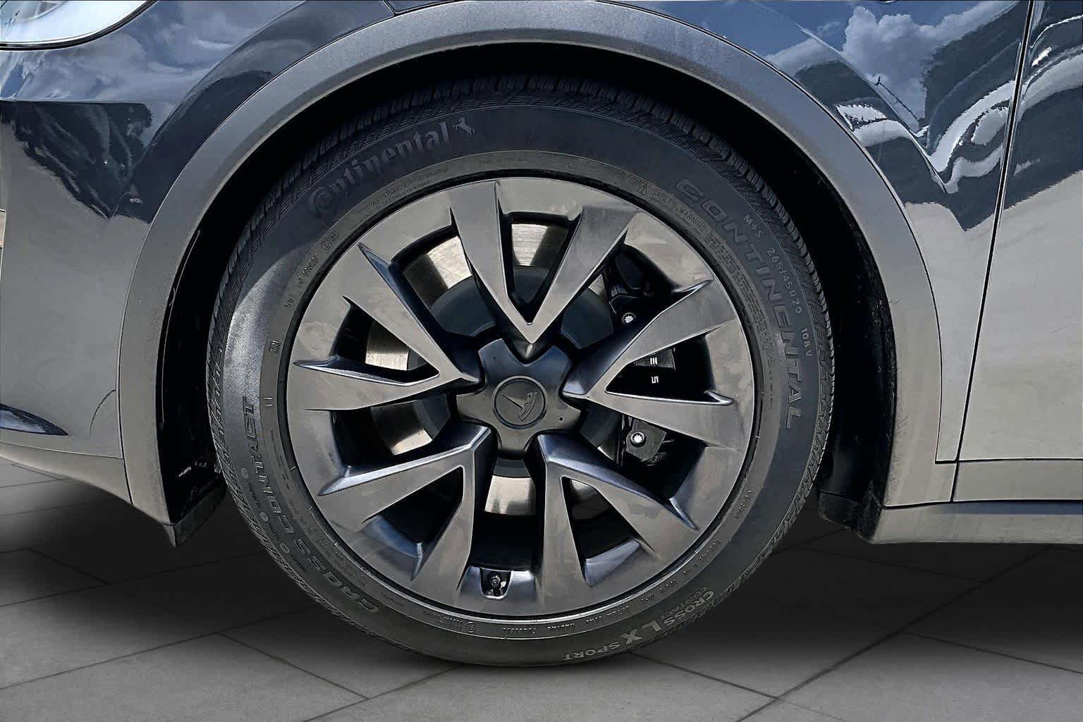 Used 2024 Tesla Model X AWD/4WD image 9