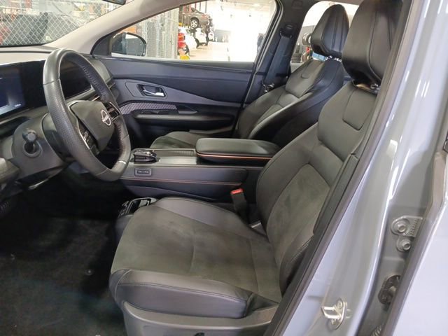 Certified 2024 Nissan Ariya AWD image 12
