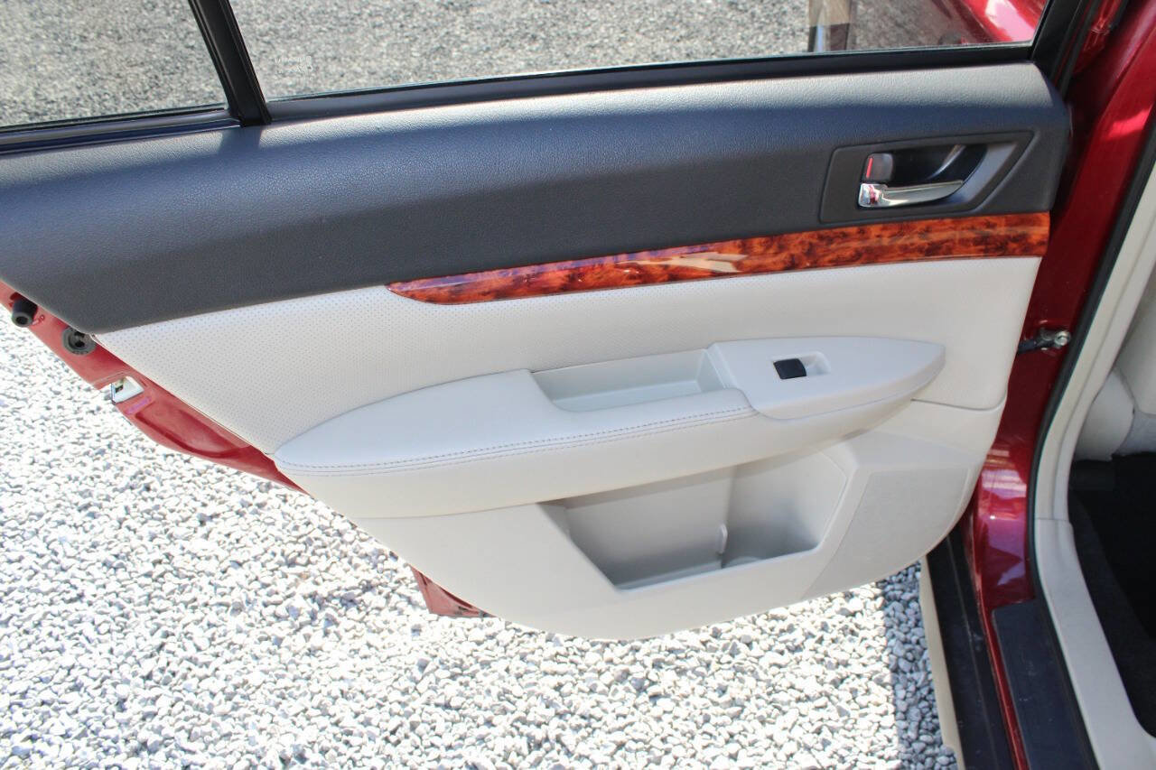Used 2011 Subaru Outback 3.6R Limited w/ PWR Moonroof Pkg image 23