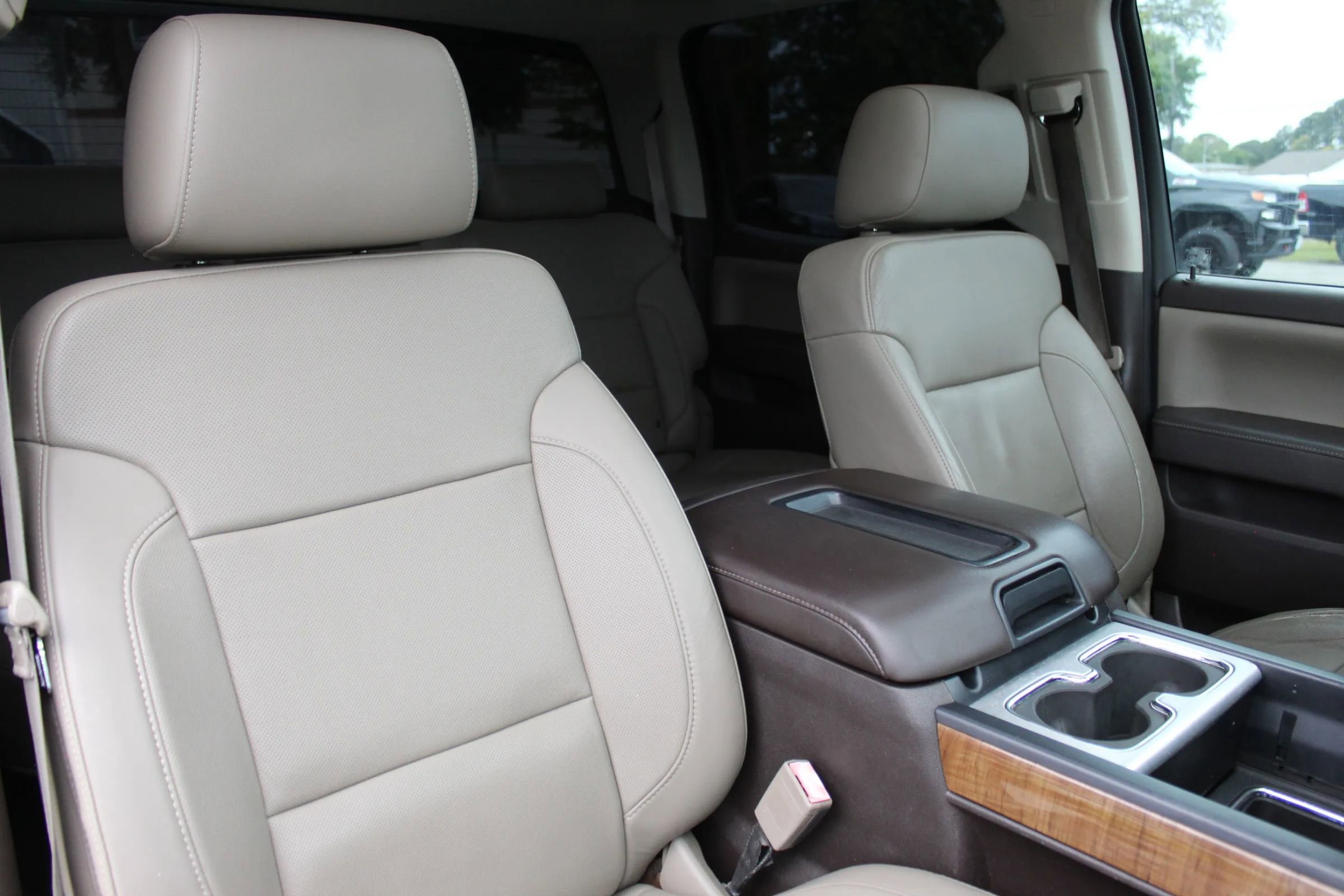 Used 2015 GMC Sierra 1500 SLT w/ SLT Crew Cab Value Package image 32