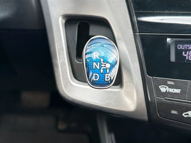 Used 2015 Toyota Prius V Three image 17