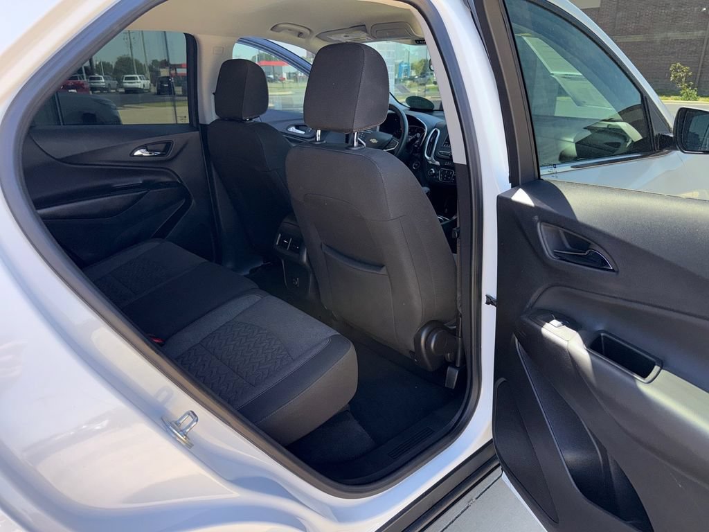 Used 2024 Chevrolet Equinox LT AWD/4WD image 14