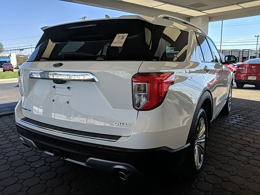 Used 2022 Ford Explorer Limited w/ Equipment Group 301A image 6
