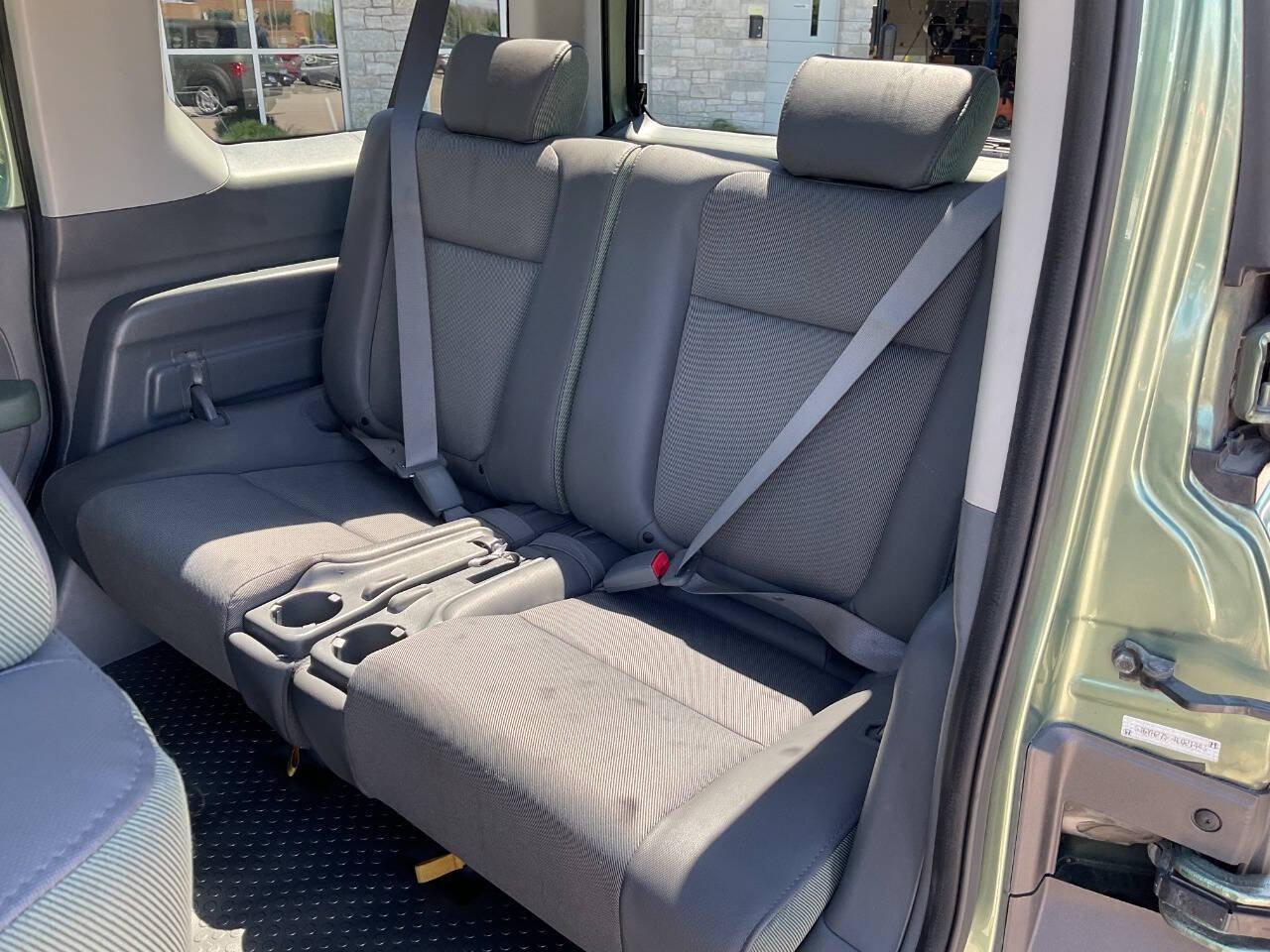 Used 2004 Honda Element EX image 25