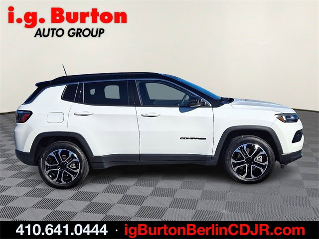 Used 2024 Jeep Compass Limited image 7