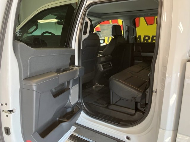New 2026 Ford F350 4x4 Crew Cab Super Duty image 16