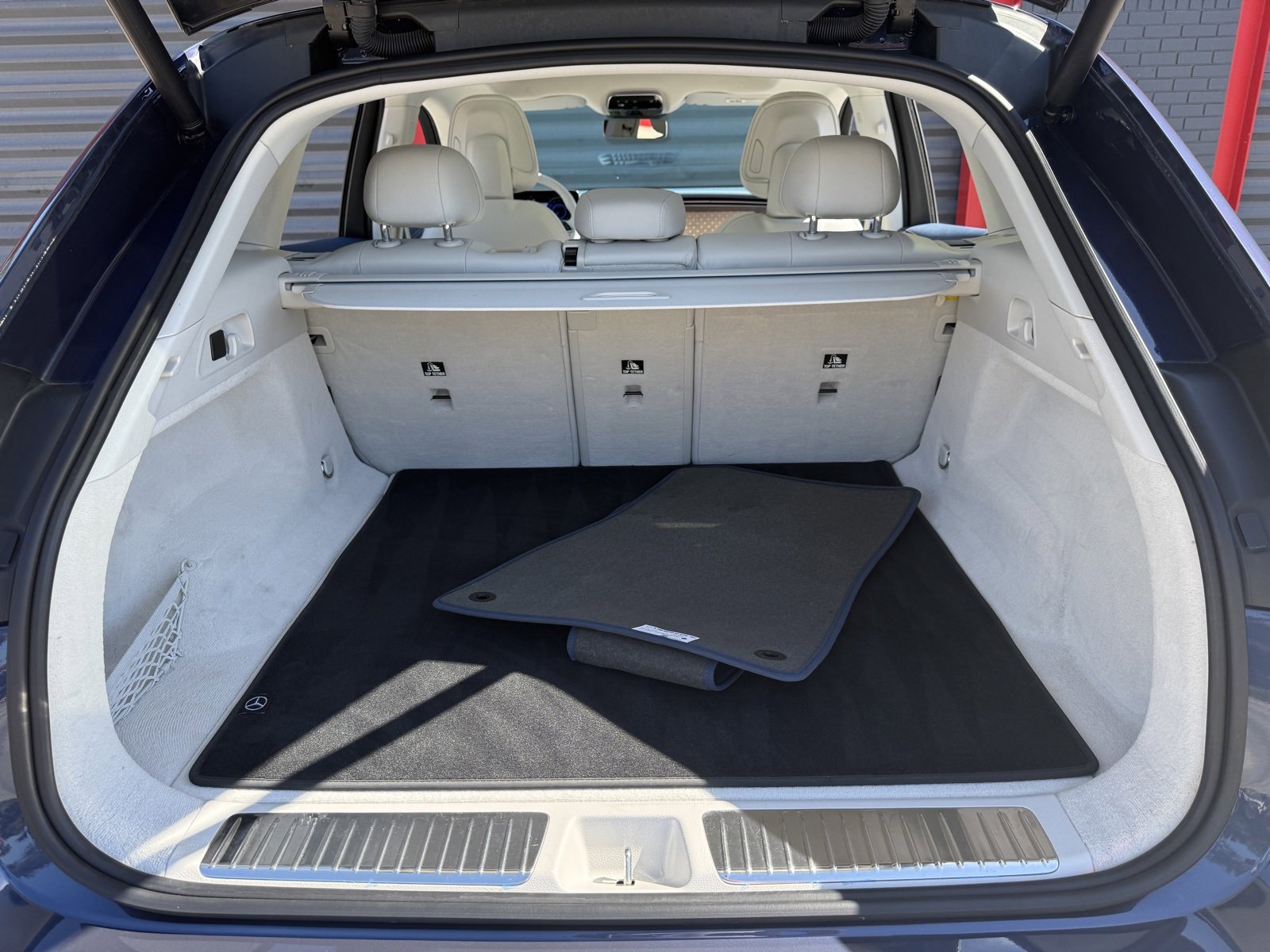 Used 2023 Mercedes-Benz EQE 500 4MATIC SUV image 15