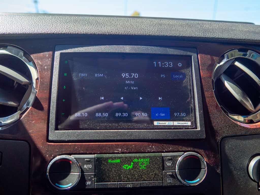 Used 2010 Ford F250 Lariat AWD/4WD image 24