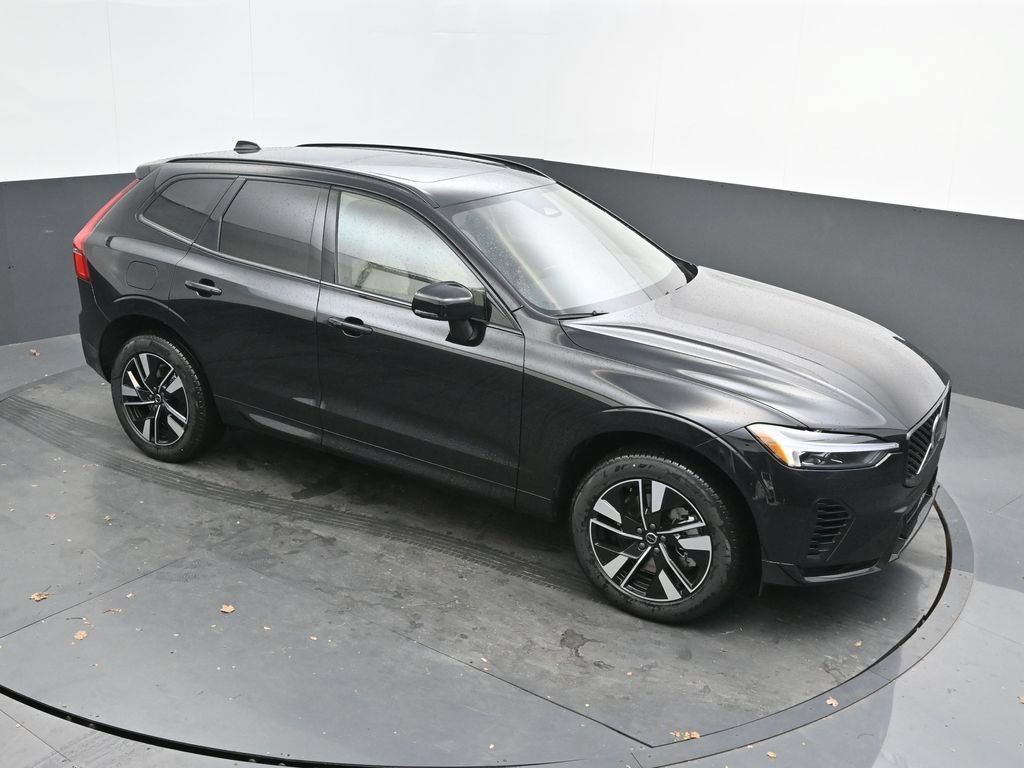 New 2026 Volvo XC60 T8 Core w/ Climate Package AWD/4WD image 28