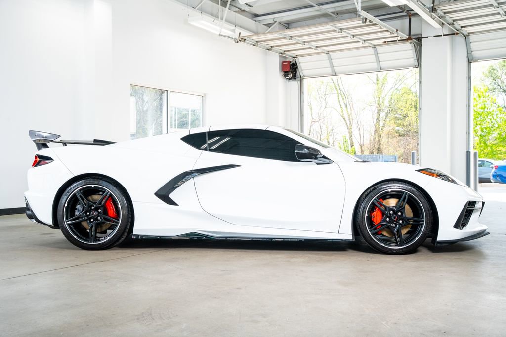 Used 2022 Chevrolet Corvette Stingray Coupe w/ Z51 Performance Package image 5