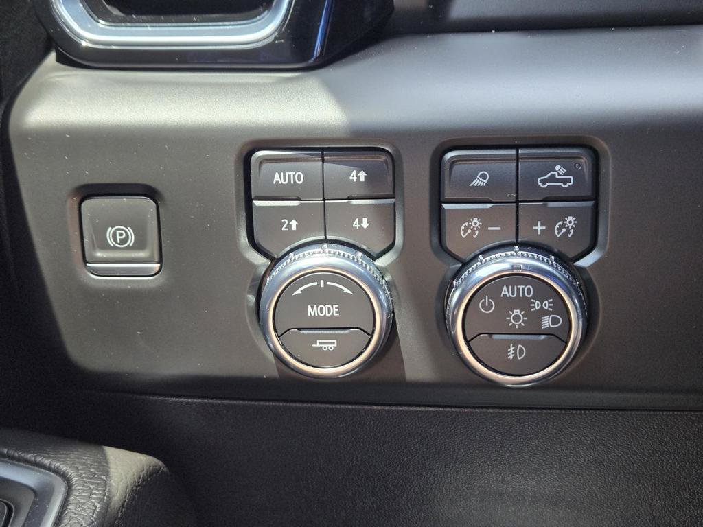 Used 2023 GMC Sierra 1500 Denali w/ Denali Reserve Package AWD/4WD image 23
