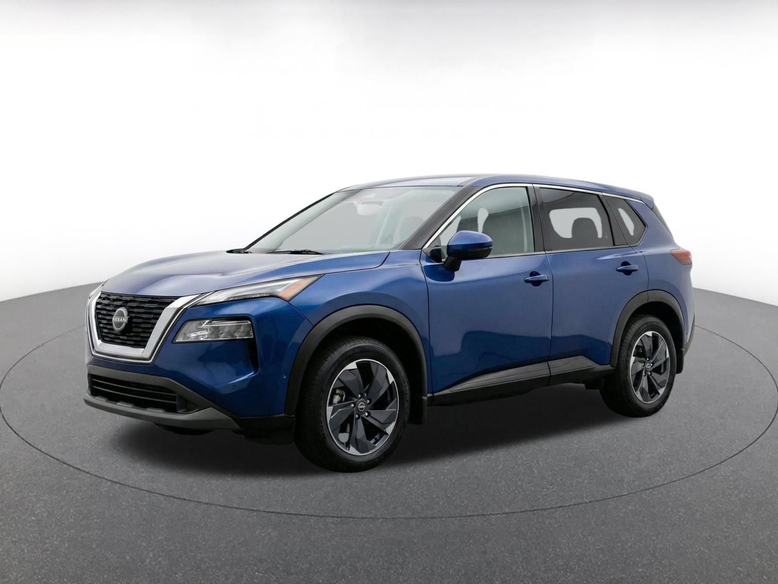 Used 2025 Nissan Rogue SV AWD/4WD image 3