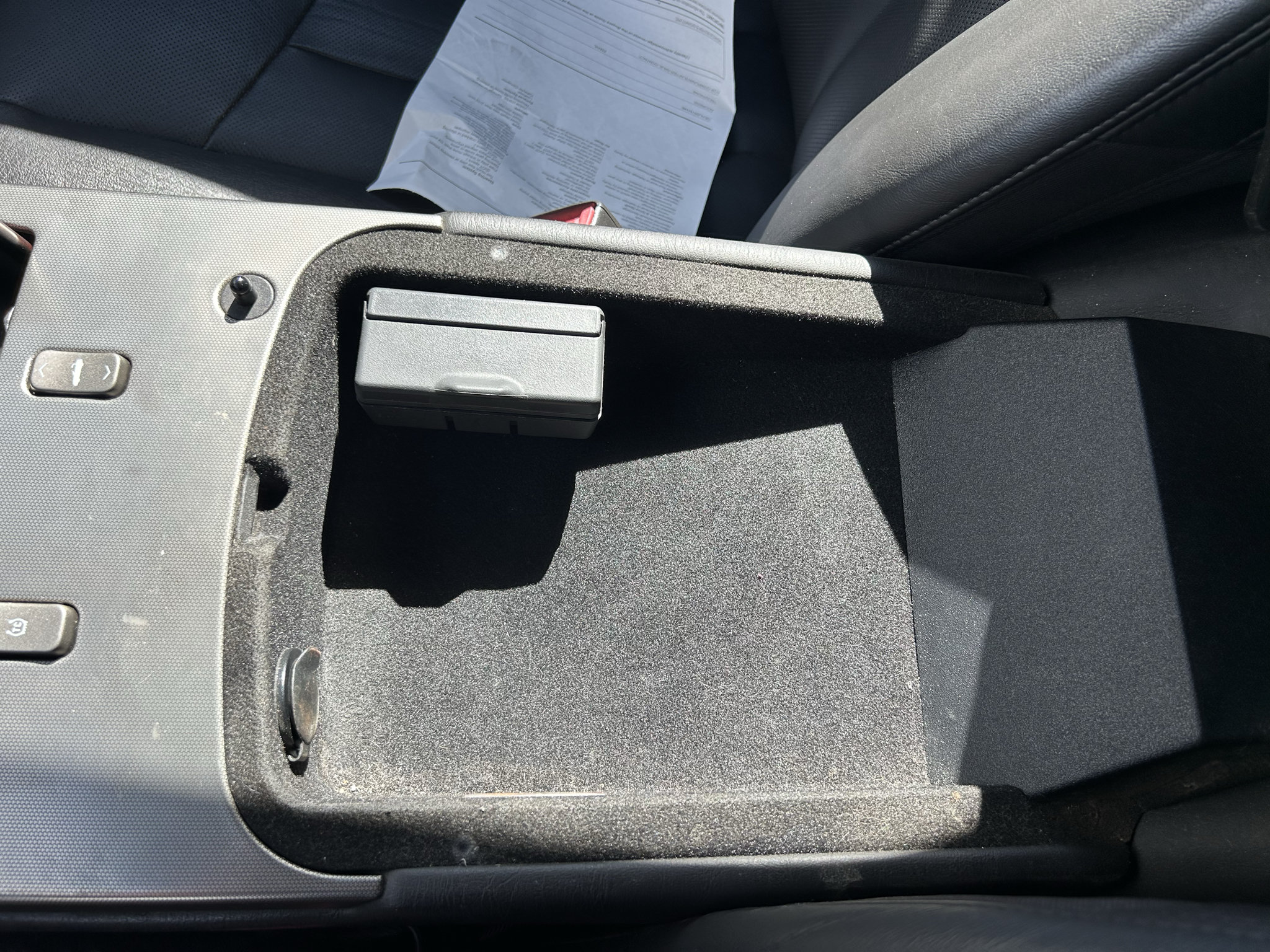 Used 2007 Cadillac XLR RWD image 15