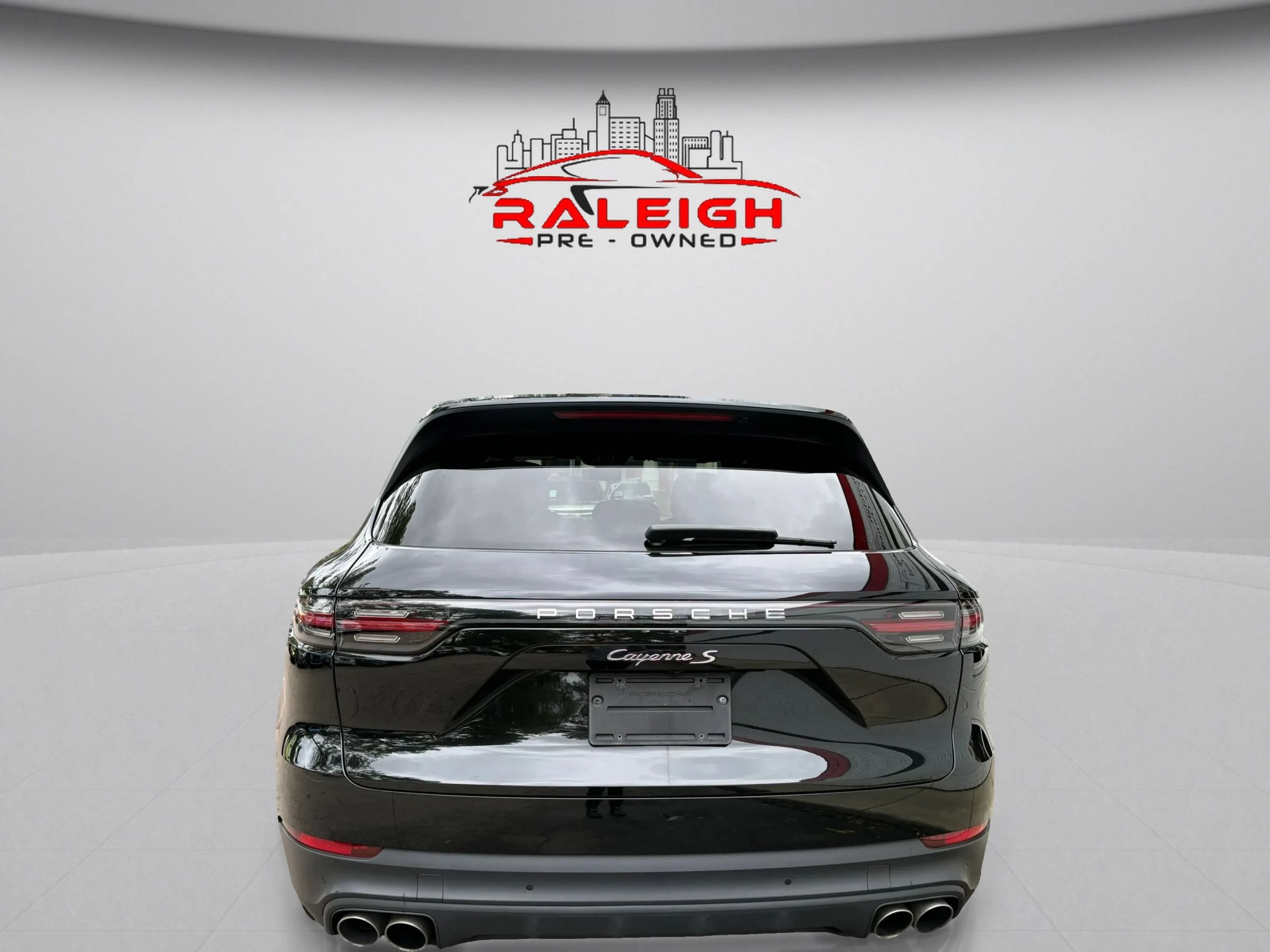 Used 2021 Porsche Cayenne S AWD/4WD image 5