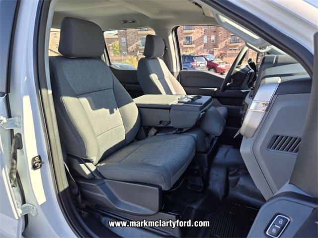 New 2026 Ford F250 XL w/ XL Chrome Package image 15