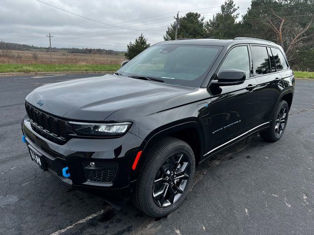 Used 2024 Jeep Grand Cherokee Limited 4xe image 7