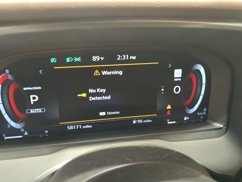 Used 2022 Nissan Rogue Platinum w/ Head-Up Display Package AWD/4WD image 15