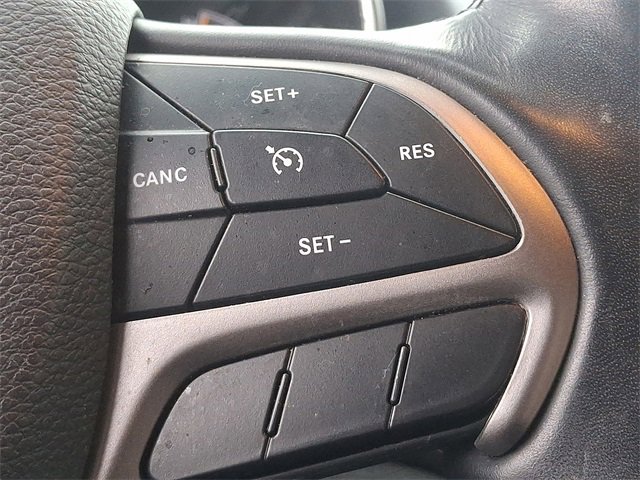 Used 2021 Jeep Grand Cherokee Laredo X image 22