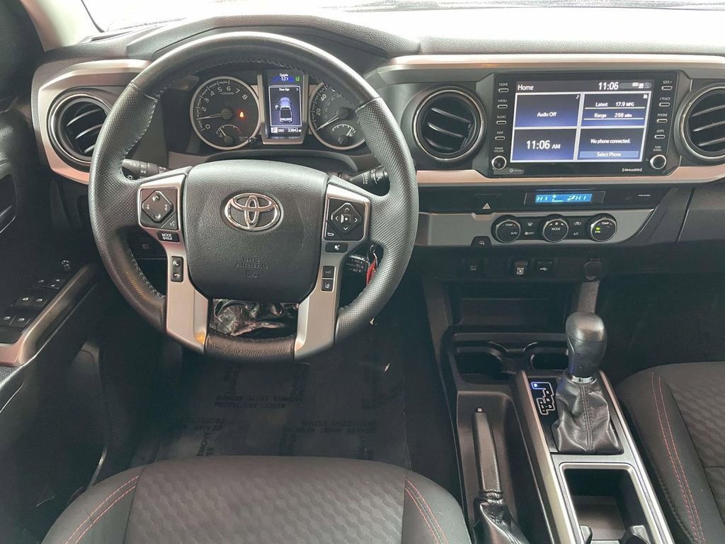 Used 2022 Toyota Tacoma SR5 image 25