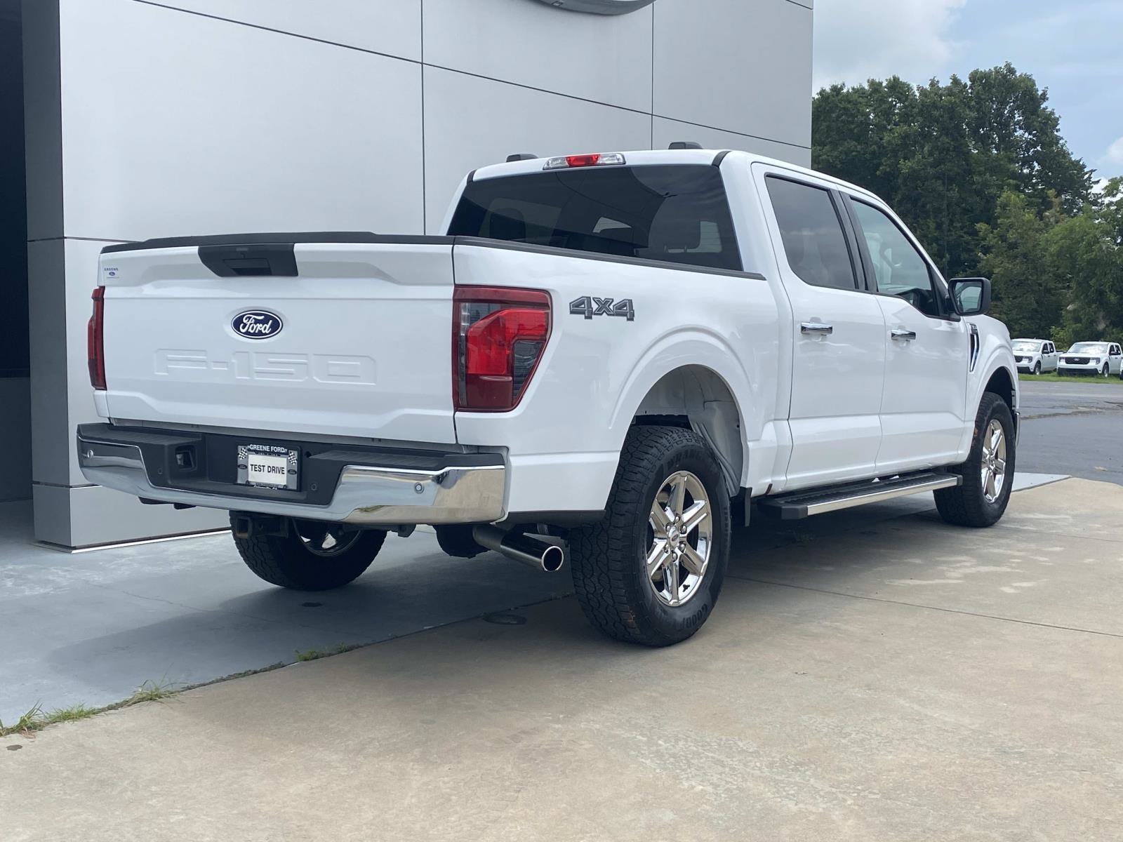 Used 2025 Ford F150 XLT w/ Equipment Group 301A Standard AWD/4WD image 4