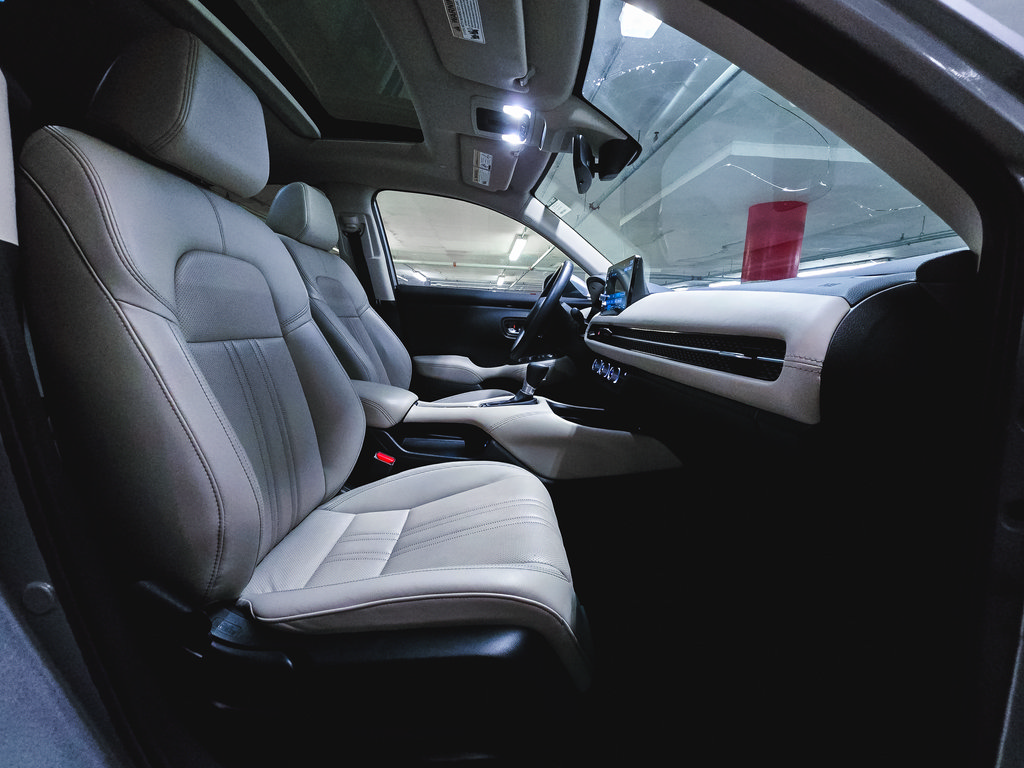 Used 2024 Honda HR-V EX-L image 31