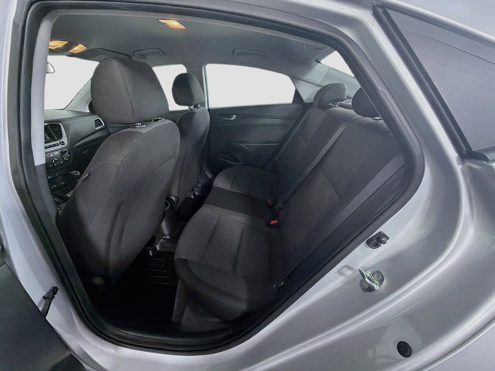 Used 2022 Hyundai Accent SE FWD image 26
