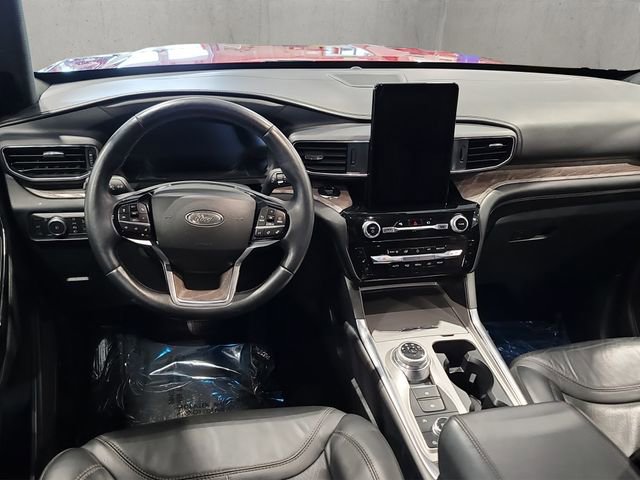 Used 2022 Ford Explorer Platinum w/ Equipment Group 601A image 16