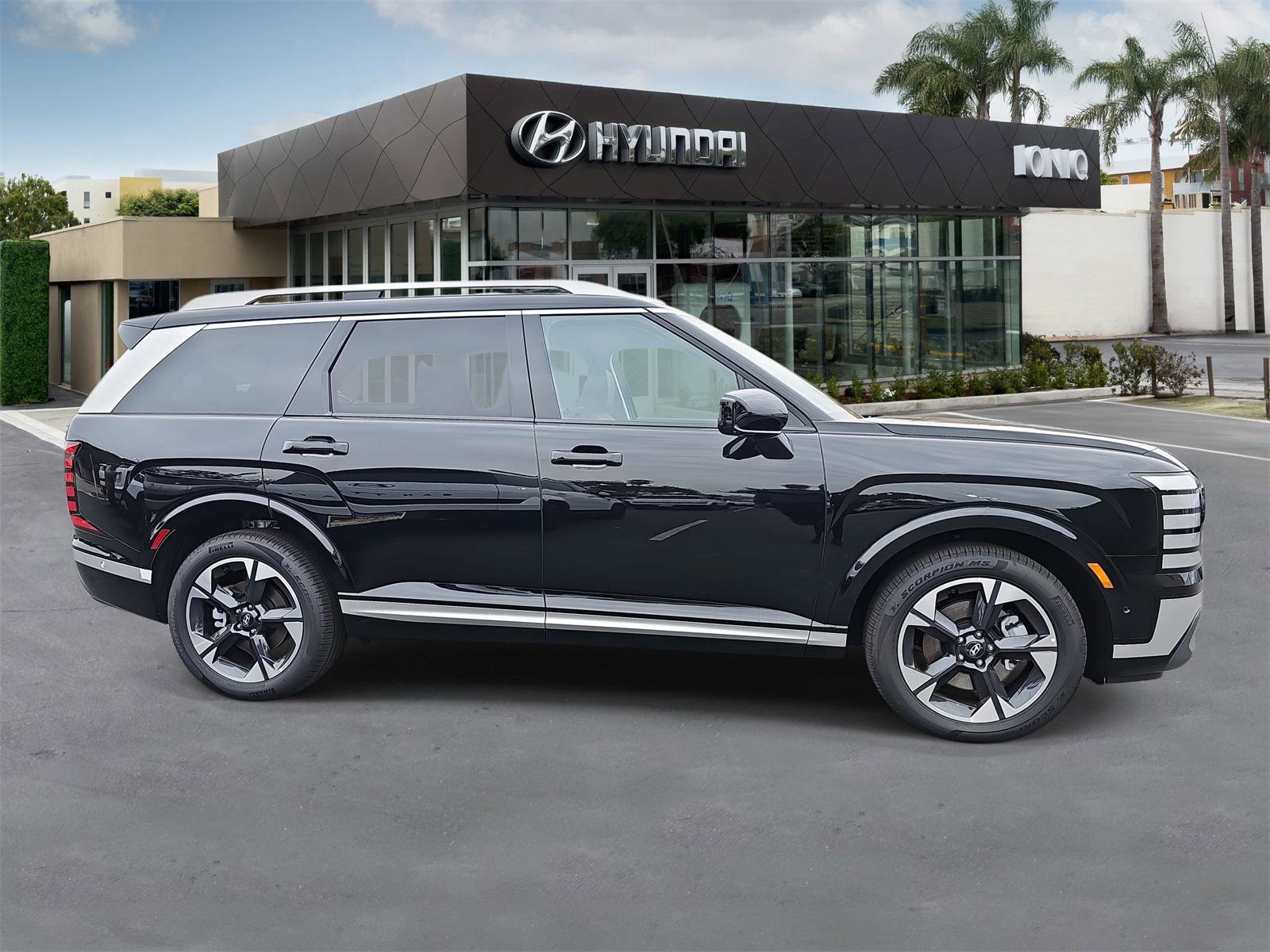 New 2026 Hyundai Palisade Limited image 2