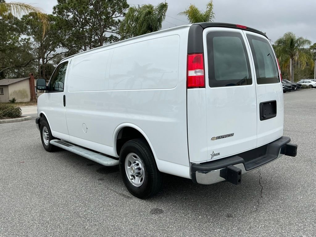 Used 2024 Chevrolet Express 2500 w/ Driver Convenience Package image 3