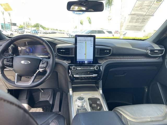 Used 2022 Ford Explorer Platinum w/ Equipment Group 601A AWD/4WD image 20