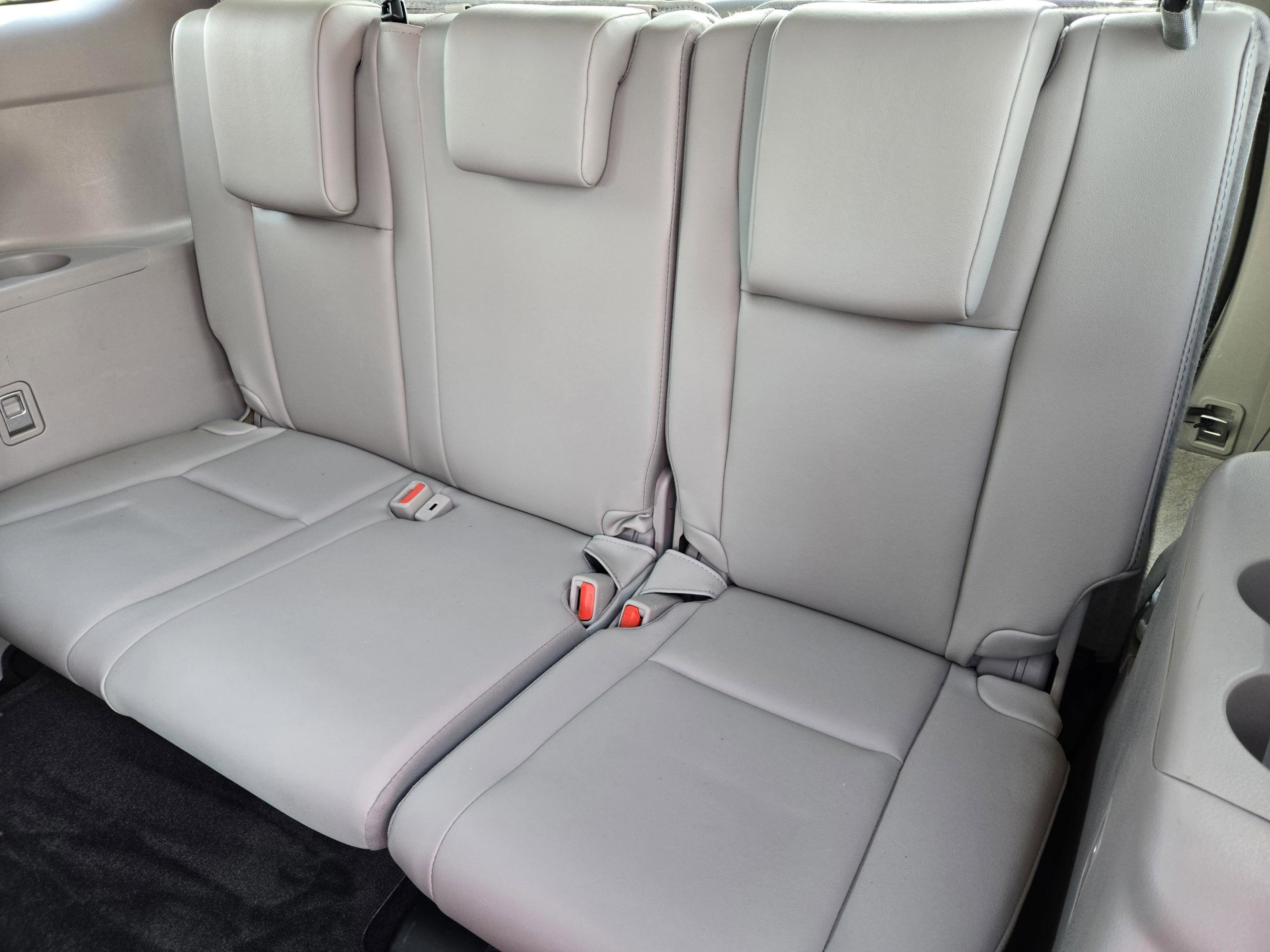 Used 2019 Toyota Highlander Limited Platinum image 31