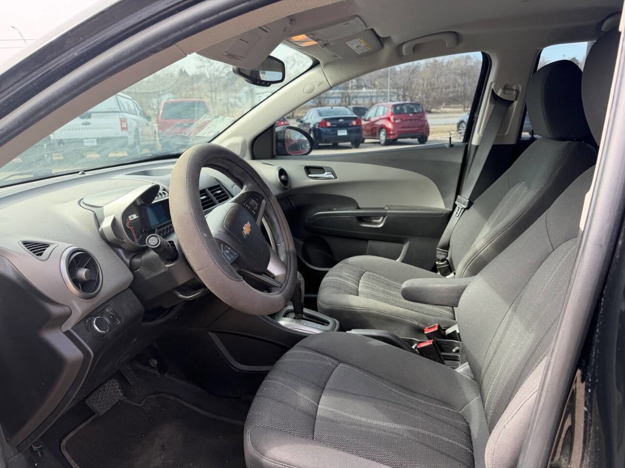 Used 2016 Chevrolet Sonic LT FWD image 10