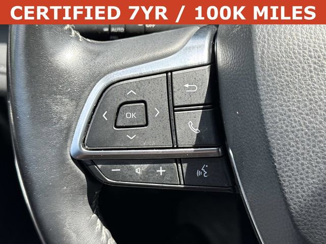 Used 2021 Toyota Highlander XLE image 25