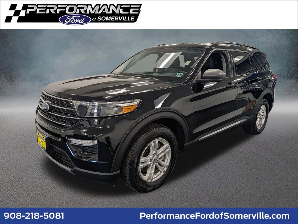 Certified 2023 Ford Explorer XLT w/ Equipment Group 202A