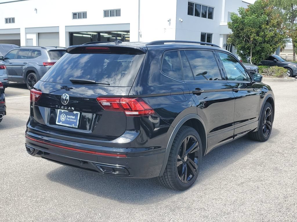 Certified 2023 Volkswagen Tiguan SE R-Line FWD image 5