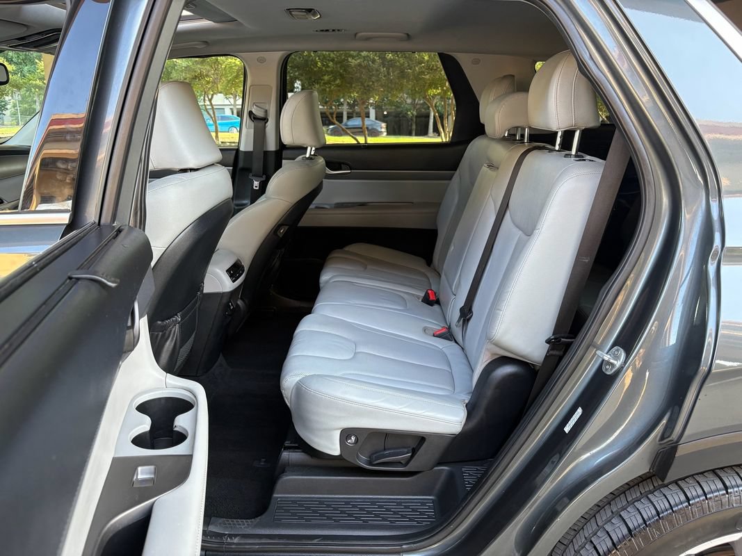 Used 2022 Hyundai Palisade SEL w/ 8P Bench Seat Package FWD image 23