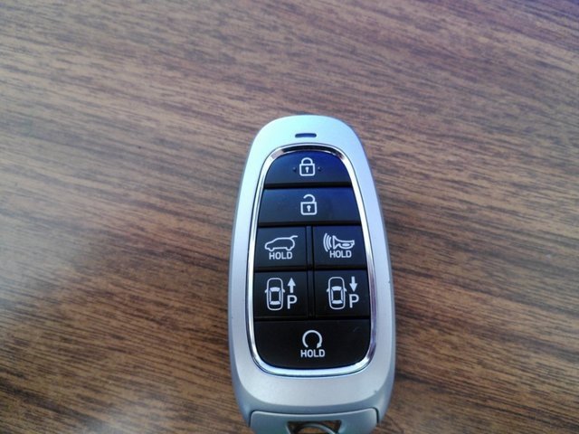 Used 2023 Hyundai Santa Fe Limited image 40