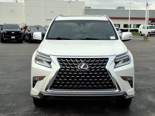 Used 2023 Lexus GX 460 Luxury w/ Sport Design Package image 12