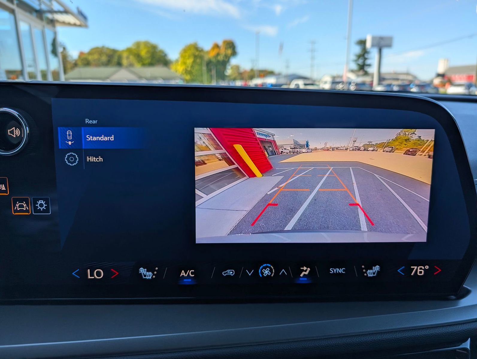 Certified 2025 Chevrolet Traverse LT image 19