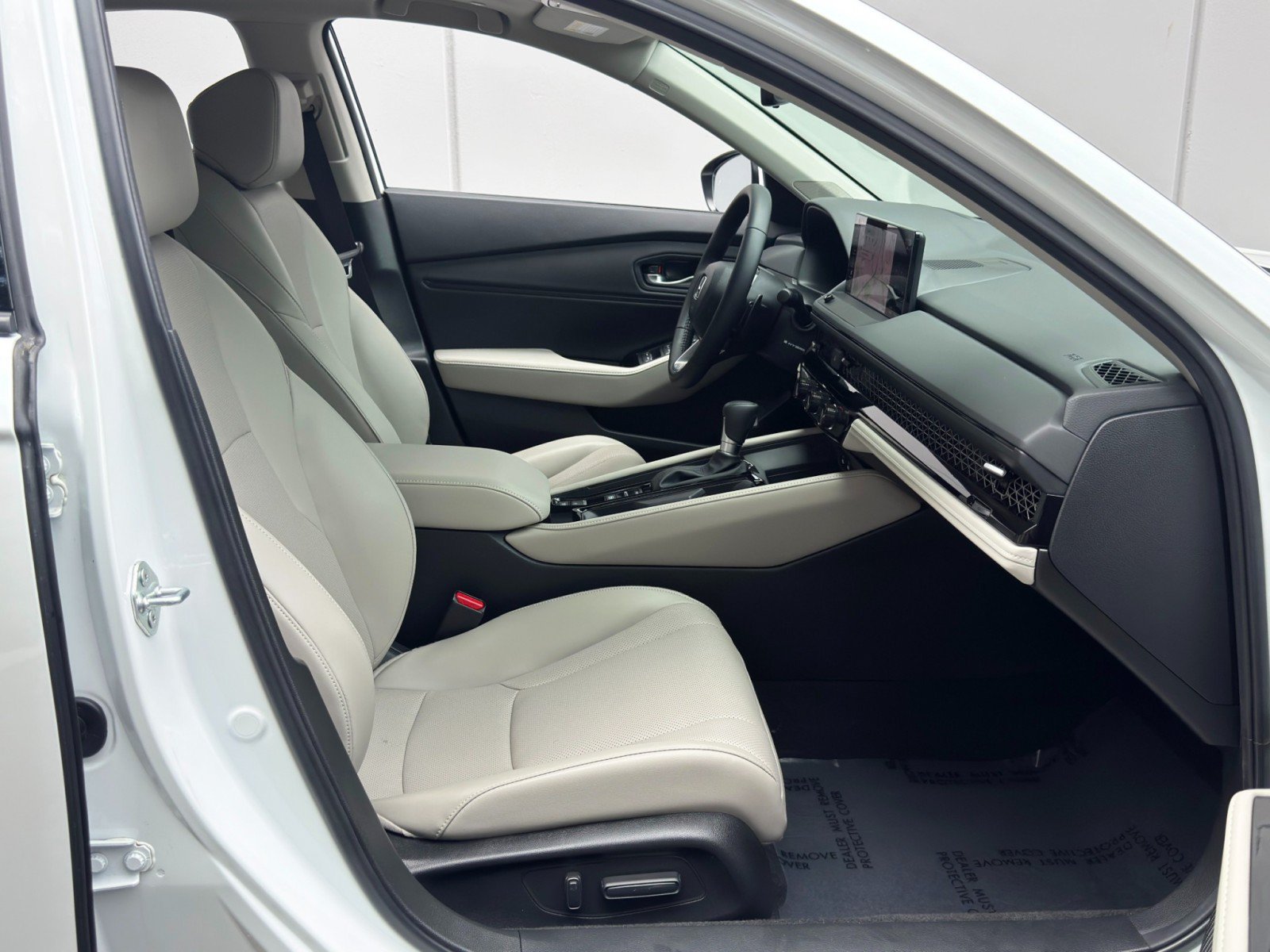 Used 2024 Honda Accord Touring image 15