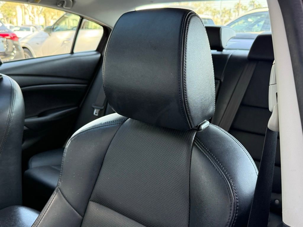 Used 2017 MAZDA MAZDA6 Touring image 2