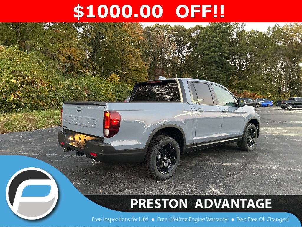 New 2026 Honda Ridgeline Black Edition image 2