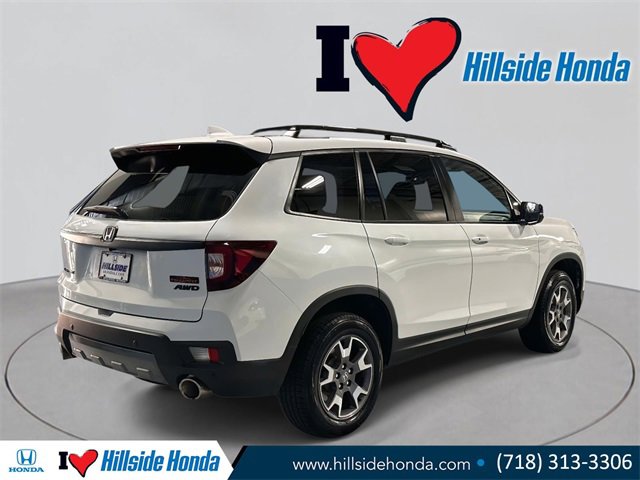 Certified 2022 Honda Passport TrailSport image 4