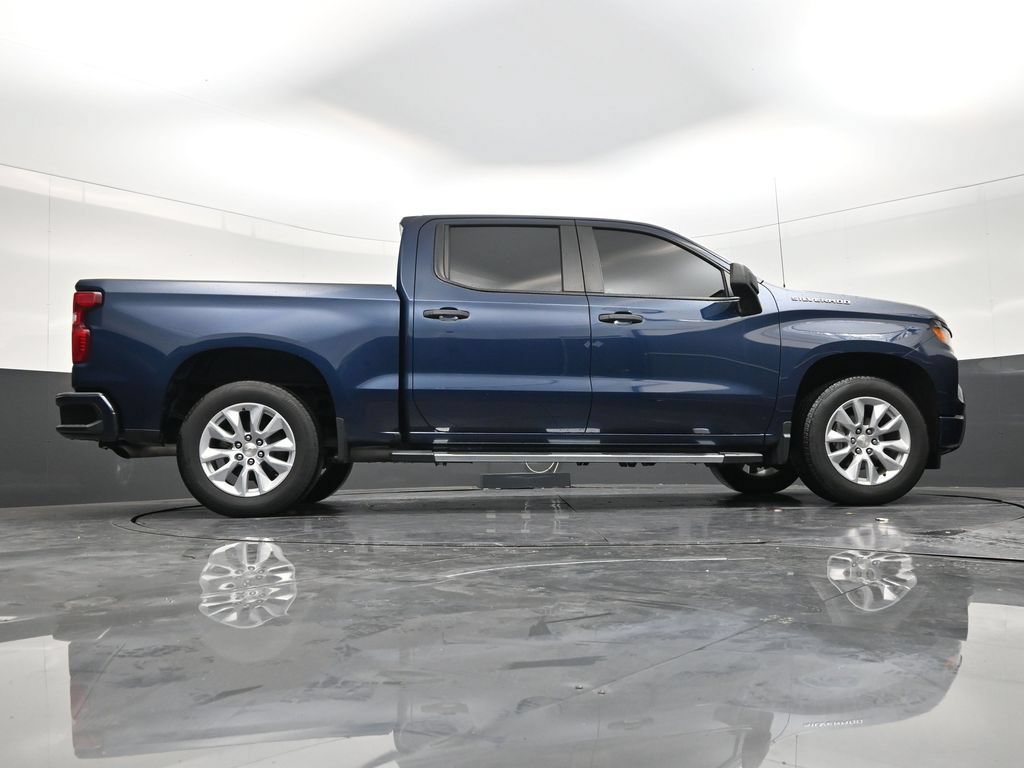 Used 2023 Chevrolet Silverado 1500 Custom RWD image 24
